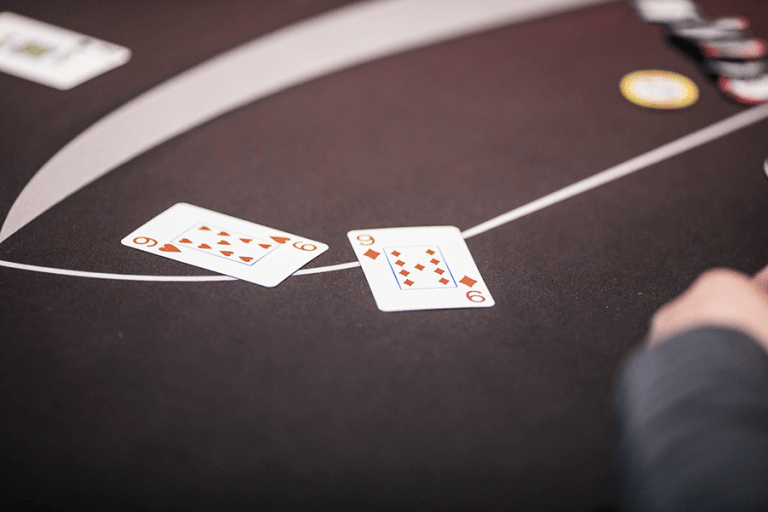 Chia sẻ những mẹo chơi Poker giúp người chơi mau thắng