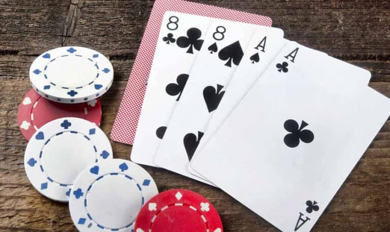 Mẹo quản lý tài khoản chơi bài (Bankroll) của game Poker cực đỉnh