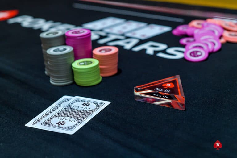 Một vài phương pháp chơi Poker bạn cần biết để giúp bạn thành công