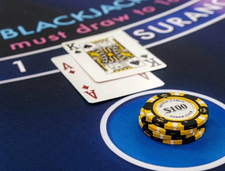 Bí quyết giành chiến thắng trong bài Blackjack cần biết để kiếm tiền