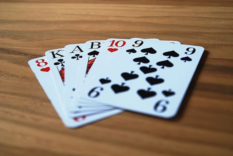 Học những kinh nghiệm sau đây để chơi Blackjack dễ thắng cược hơn